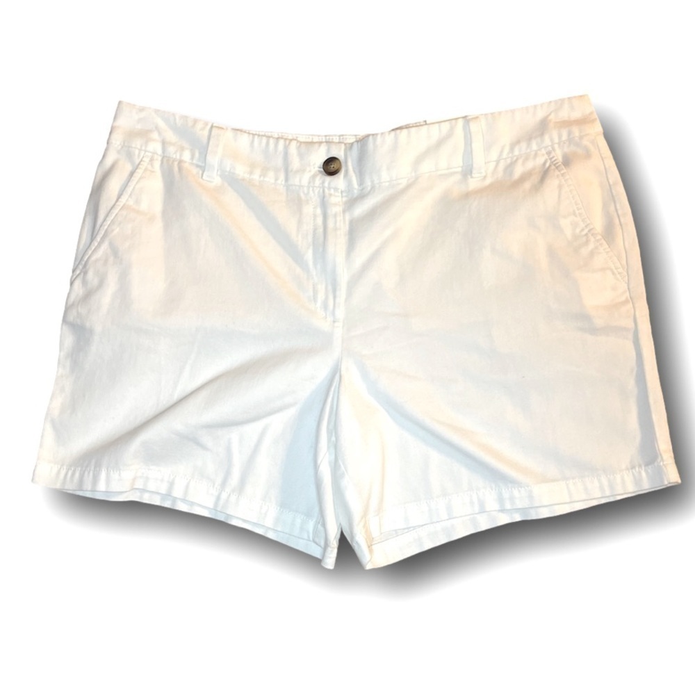 LOFT white cotton 6” mid rise shorts